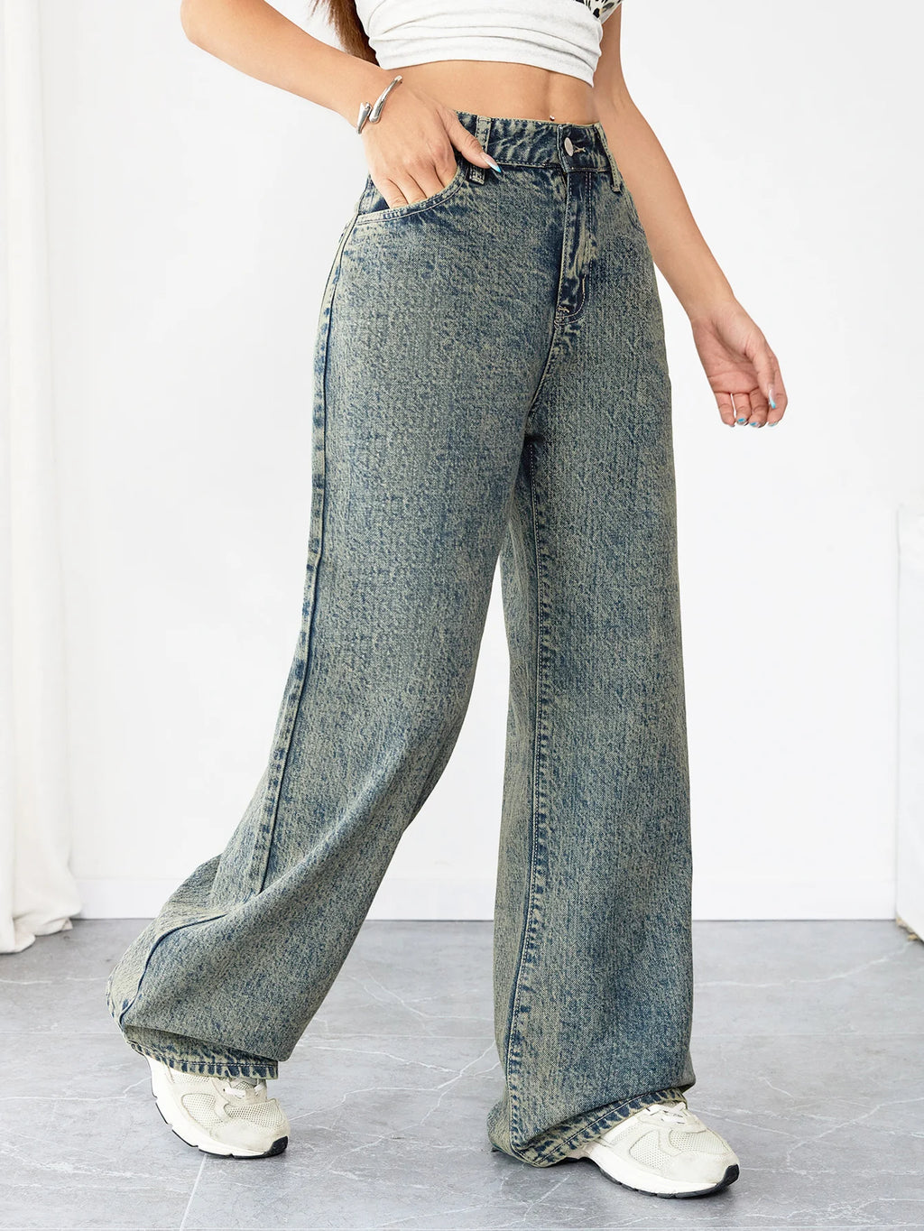 Chic Loose Fit Wide Leg Denim Jeans for Women High Waist Flattering Pants